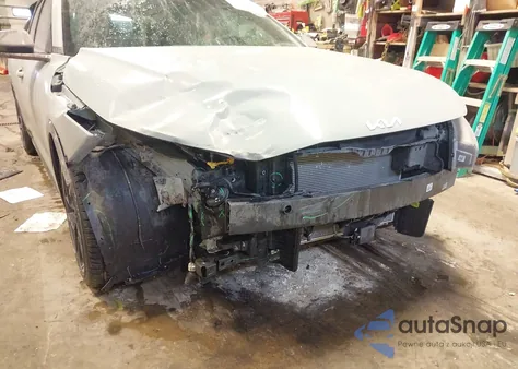 2025 Kia K4 Gt-Line z USA, uszkodzony, nr VIN 3KPFW4DE1SE223213